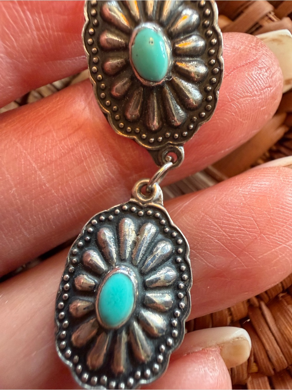 Concho dangle earrings. Made in Mexico. - Picture 4 of 6